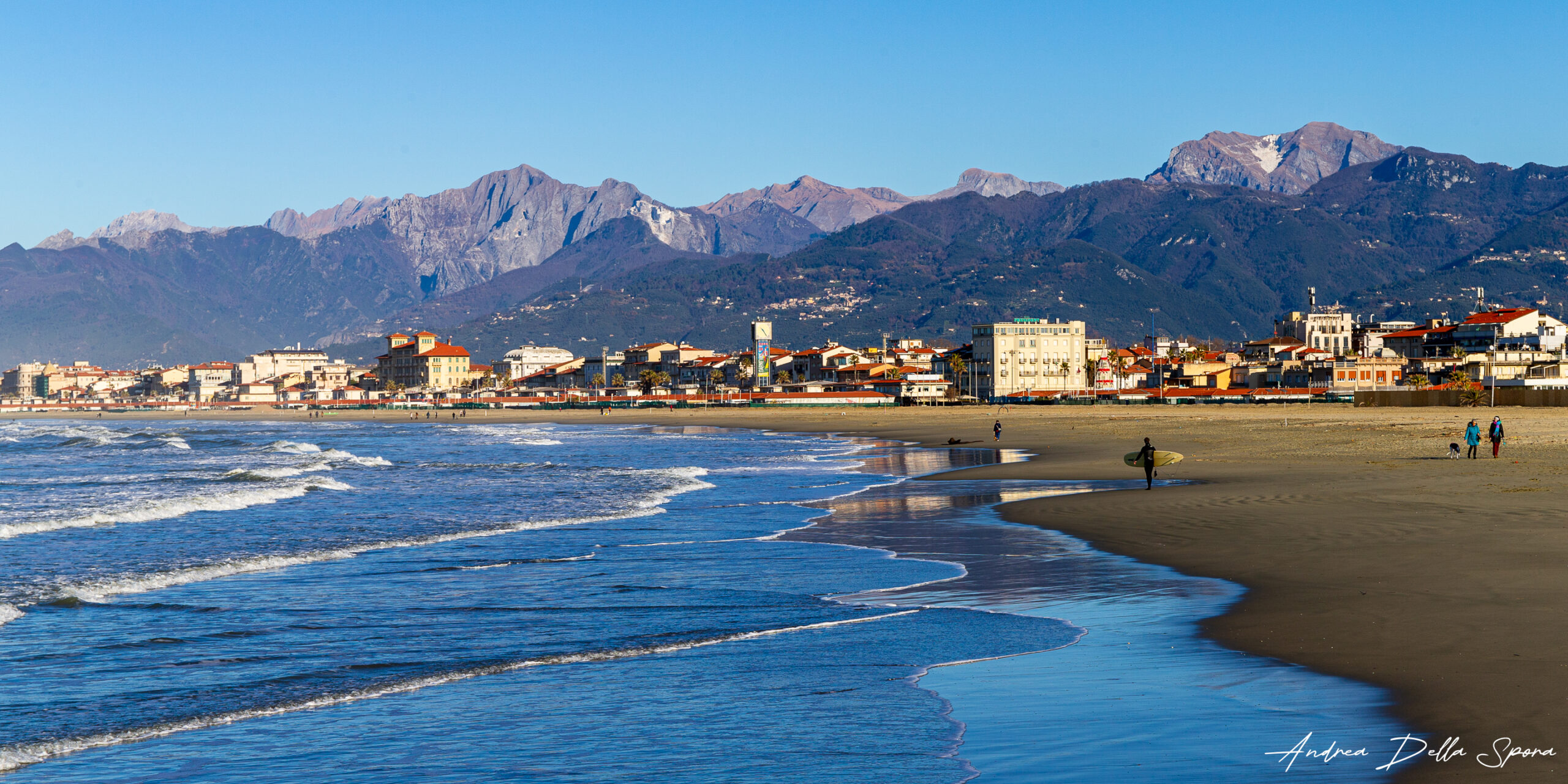 Viareggio – In cerca di onde